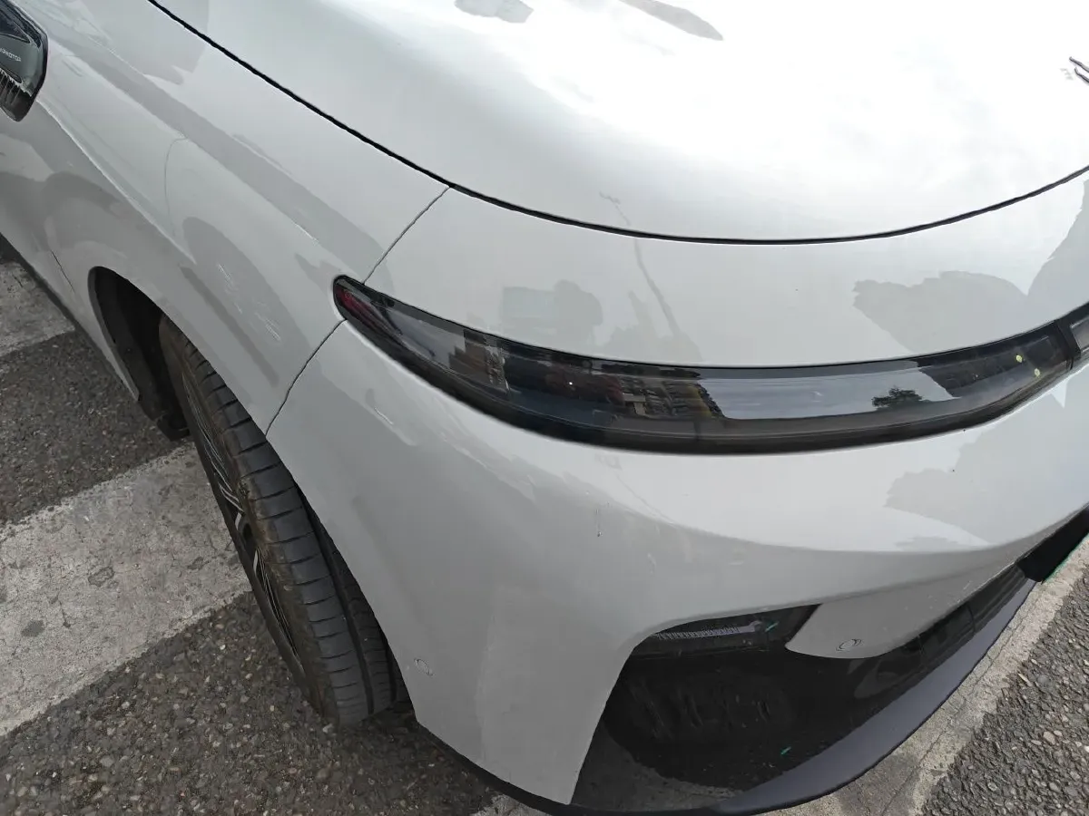 2025 Leapmotor B10 BEV 56.2KWH,autocango,china used car exporter,china ev exporter,chinese used car exporter,chinese used ev exporter