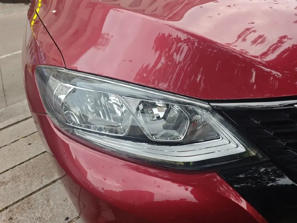 2021 Nissan Tiida 1.6L 122HP L4 CVT,autocango,china used car exporter,china ev exporter,chinese used car exporter,chinese used ev exporter