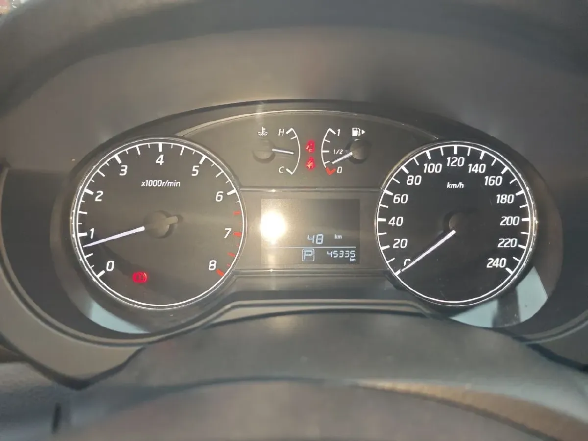 2021 Nissan Tiida 1.6L 122HP L4 CVT,autocango,china used car exporter,china ev exporter,chinese used car exporter,chinese used ev exporter