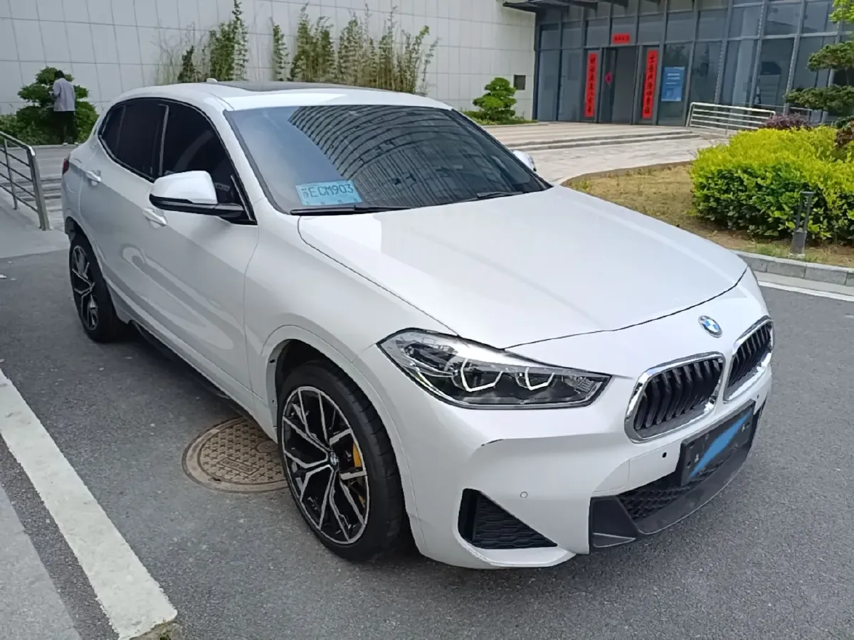 2021 BMW X2 2.0T 192HP L4 7DCT,autocango,china used car exporter,china ev exporter,chinese used car exporter,chinese used ev exporter