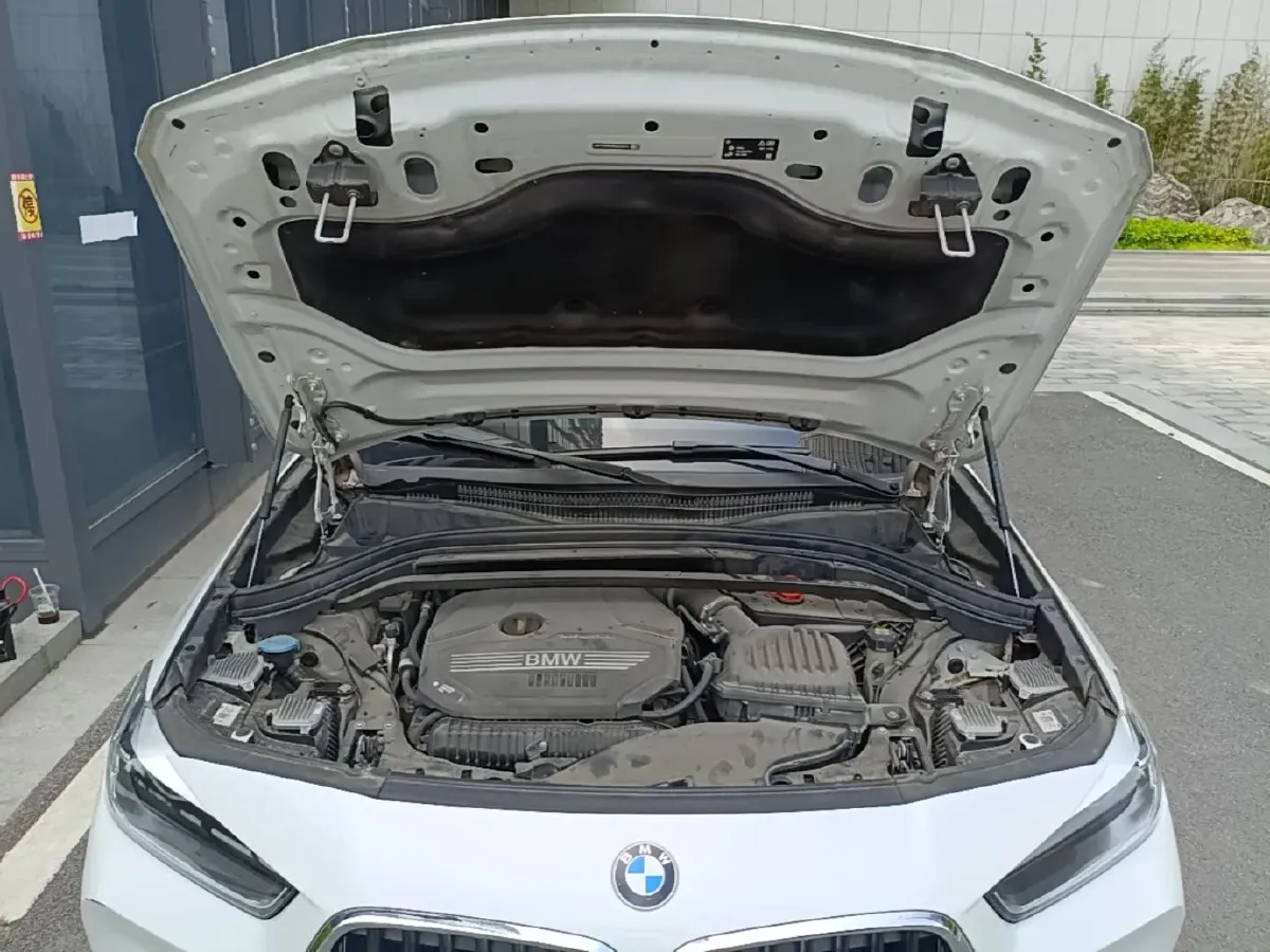 2021 BMW X2 2.0T 192HP L4 7DCT,autocango,china used car exporter,china ev exporter,chinese used car exporter,chinese used ev exporter