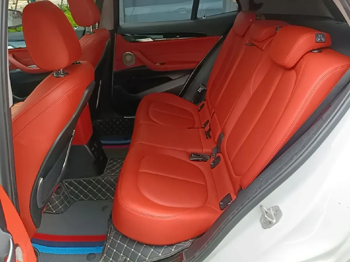 2021 BMW X2 2.0T 192HP L4 7DCT,autocango,china used car exporter,china ev exporter,chinese used car exporter,chinese used ev exporter