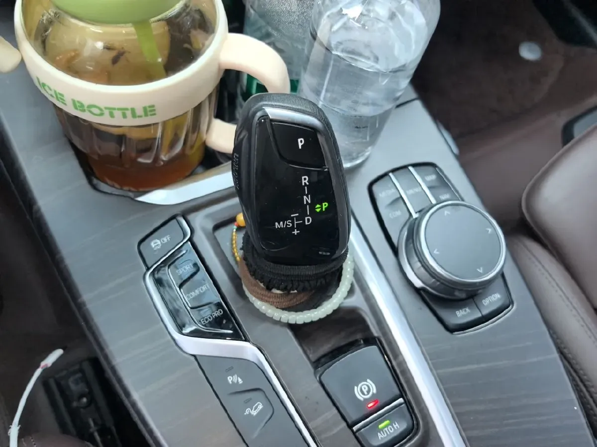 2021 BMW X3 2.0T 224HP L4 8AT,autocango,china used car exporter,china ev exporter,chinese used car exporter,chinese used ev exporter