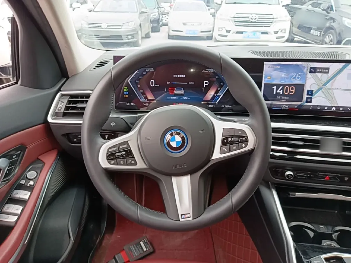 2024 BMW i3 BEV 70KWH,autocango,china used car exporter,china ev exporter,chinese used car exporter,chinese used ev exporter