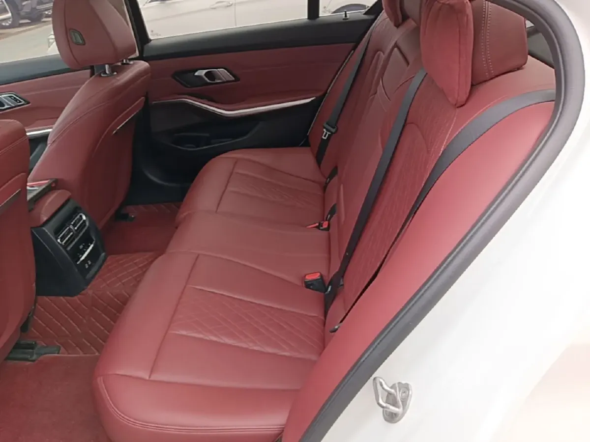2024 BMW i3 BEV 70KWH,autocango,china used car exporter,china ev exporter,chinese used car exporter,chinese used ev exporter