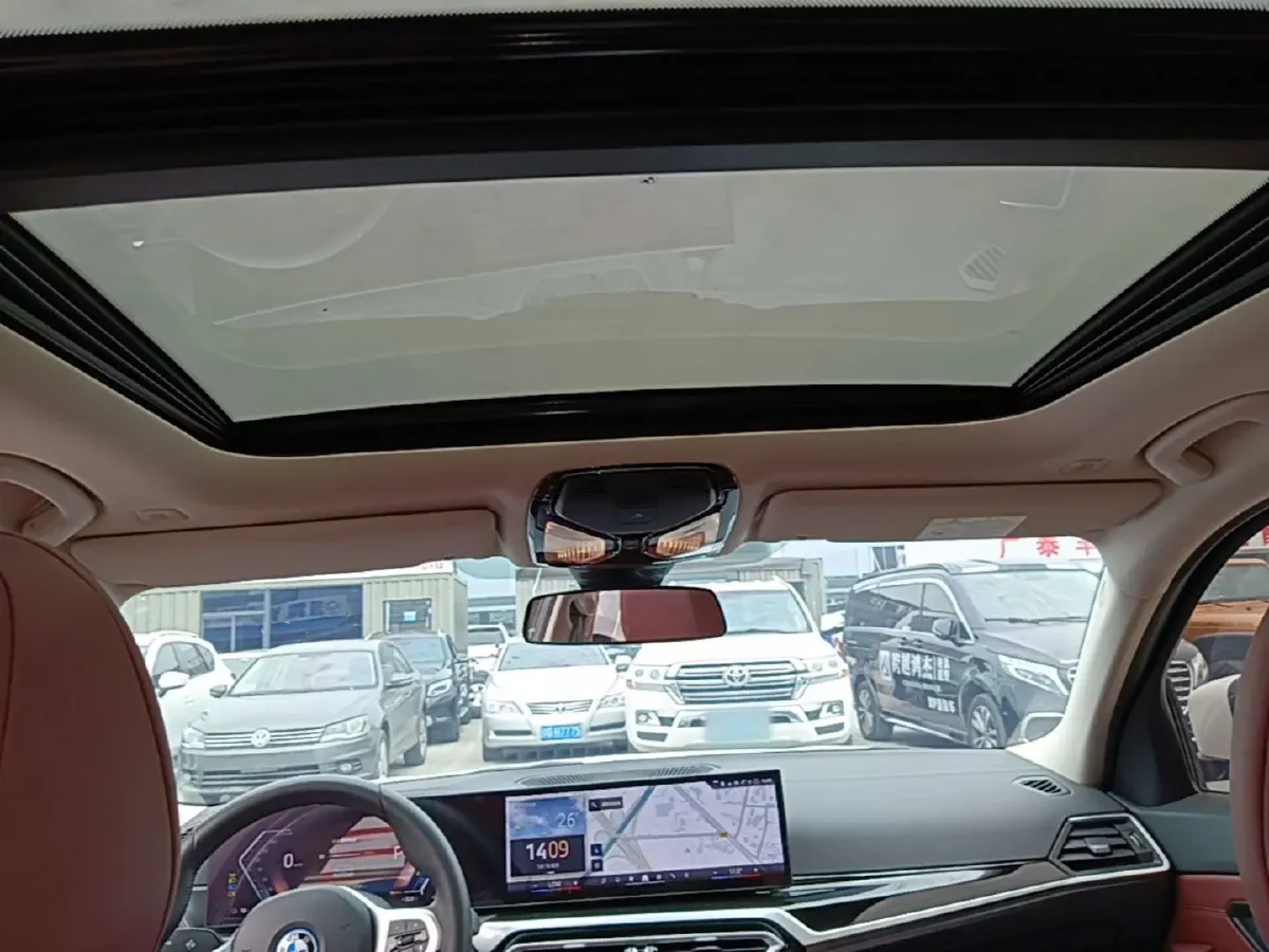 2024 BMW i3 BEV 70KWH,autocango,china used car exporter,china ev exporter,chinese used car exporter,chinese used ev exporter
