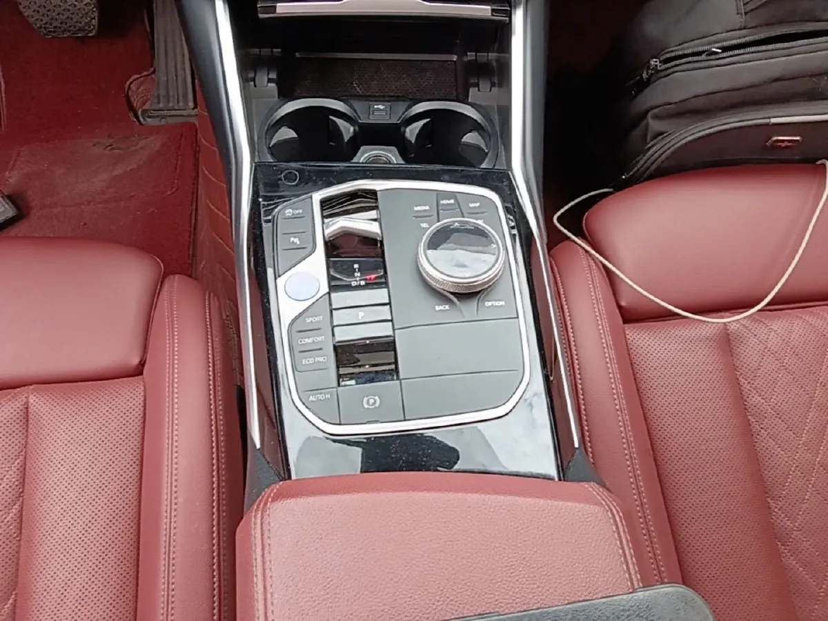 2024 BMW i3 BEV 70KWH,autocango,china used car exporter,china ev exporter,chinese used car exporter,chinese used ev exporter