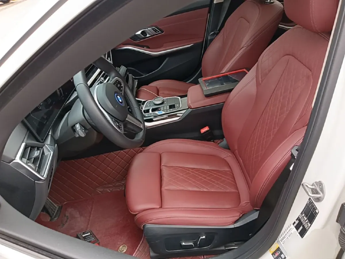 2024 BMW i3 BEV 70KWH,autocango,china used car exporter,china ev exporter,chinese used car exporter,chinese used ev exporter
