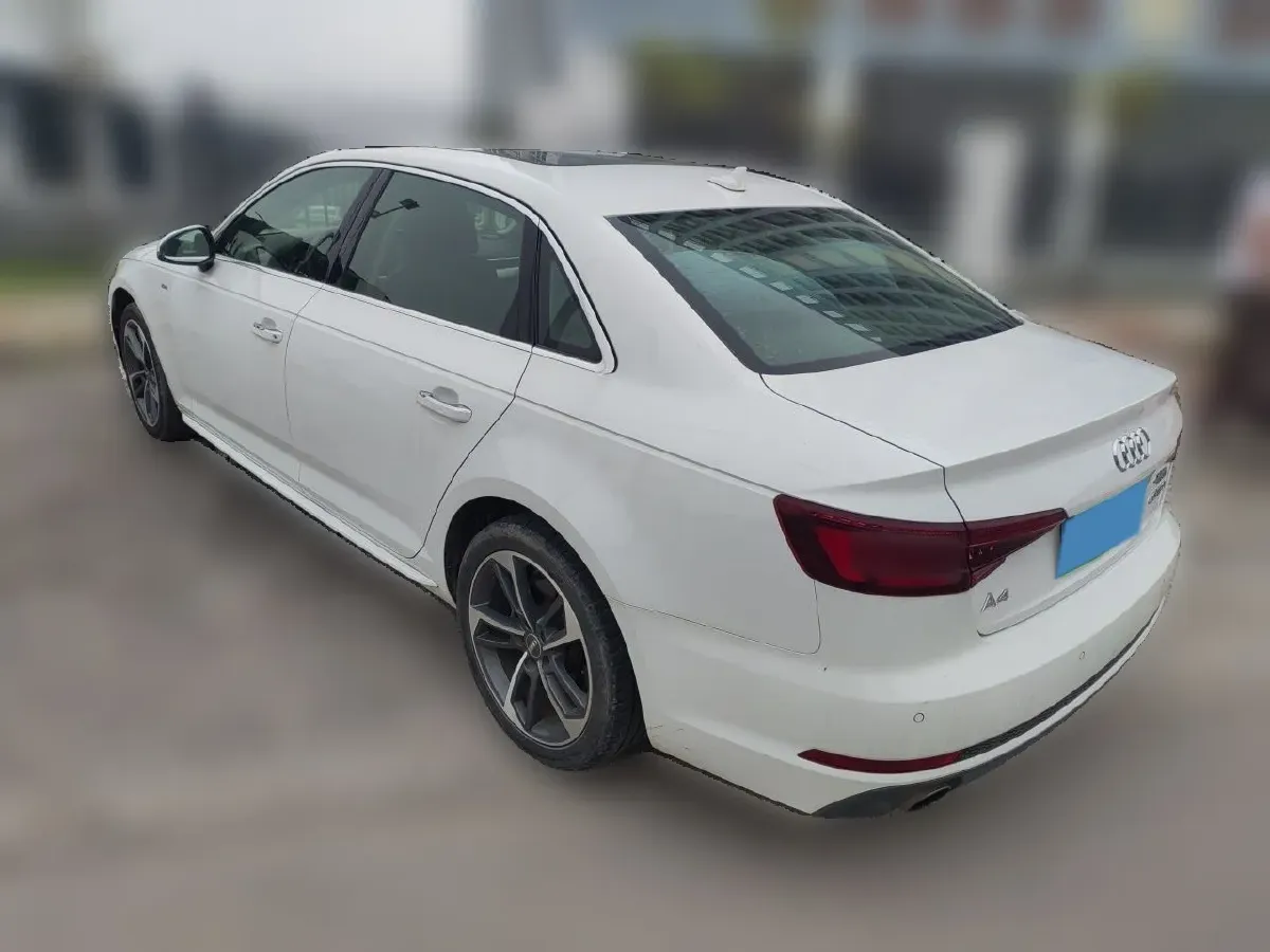 2018 Audi A4L 2.0T 190HP L4 7DCT,autocango,china used car exporter,china ev exporter,chinese used car exporter,chinese used ev exporter