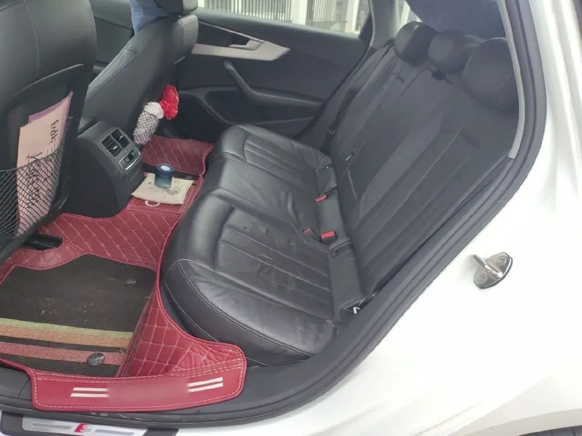 2018 Audi A4L 2.0T 190HP L4 7DCT,autocango,china used car exporter,china ev exporter,chinese used car exporter,chinese used ev exporter