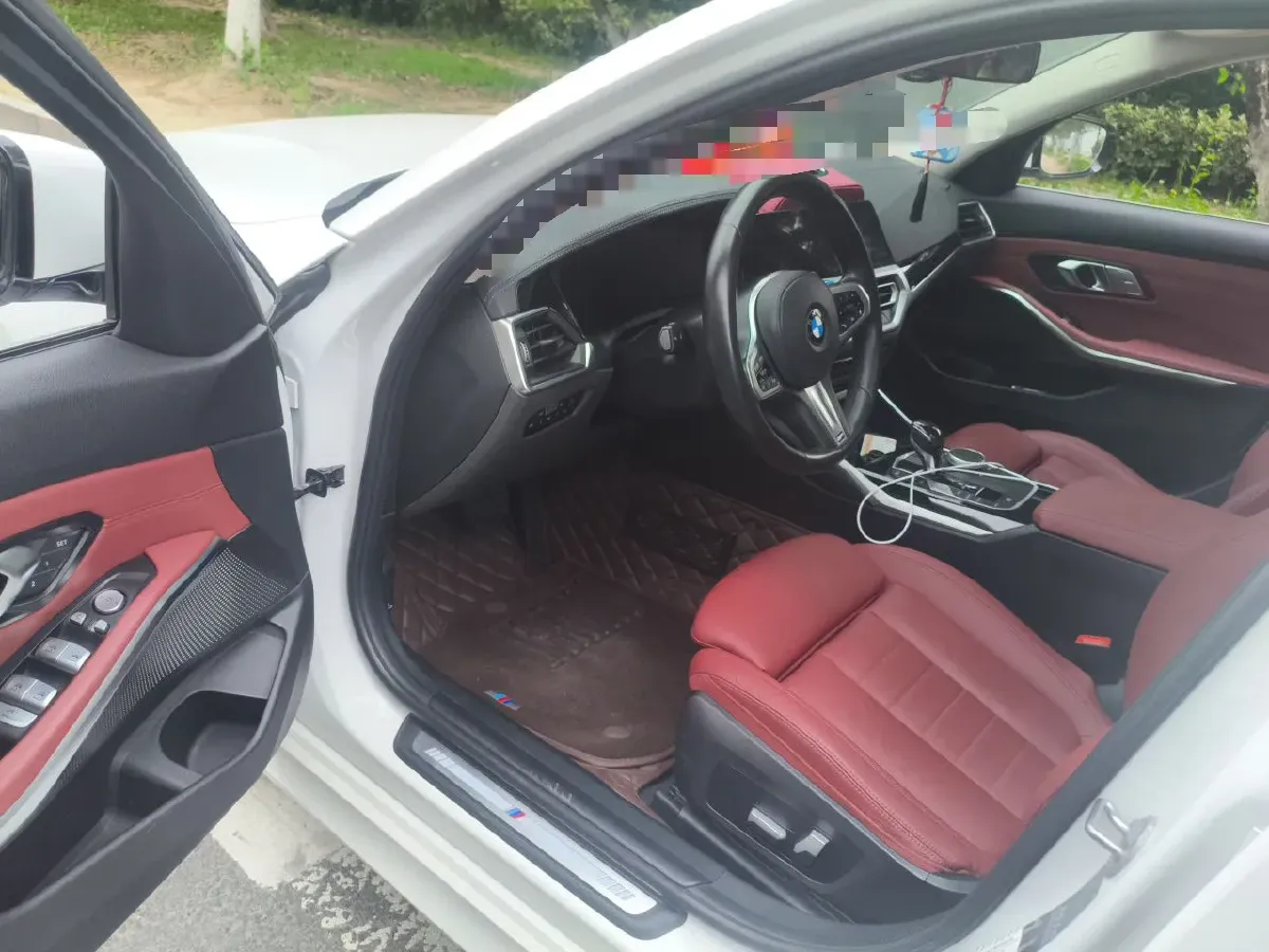 2021 BMW 3 Series 2.0T 156HP L4 8AT,autocango,china used car exporter,china ev exporter,chinese used car exporter,chinese used ev exporter