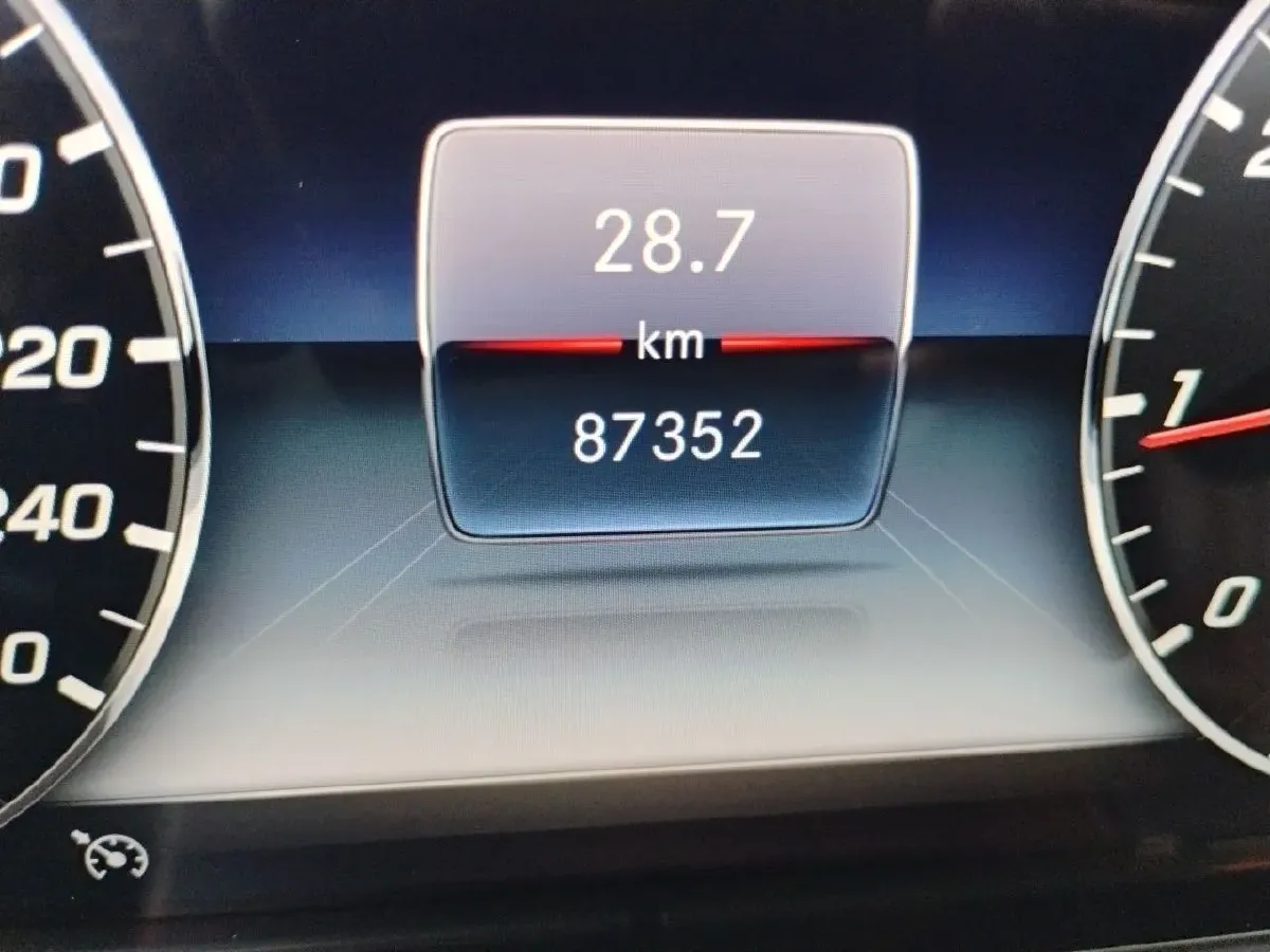 2019 Mercedes-Benz E Class 2.0T 258HP L4 9AT,autocango,china used car exporter,china ev exporter,chinese used car exporter,chinese used ev exporter