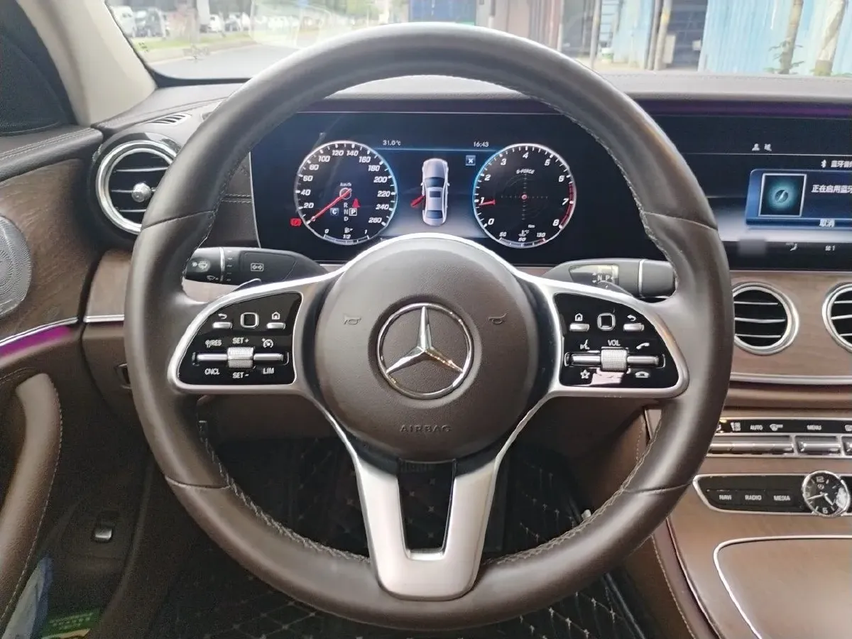2019 Mercedes-Benz E Class 2.0T 258HP L4 9AT,autocango,china used car exporter,china ev exporter,chinese used car exporter,chinese used ev exporter