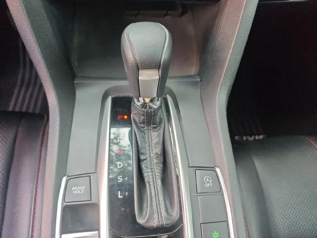 2016 Honda Civic 1.5T 177HP L4 CVT,autocango,china used car exporter,china ev exporter,chinese used car exporter,chinese used ev exporter