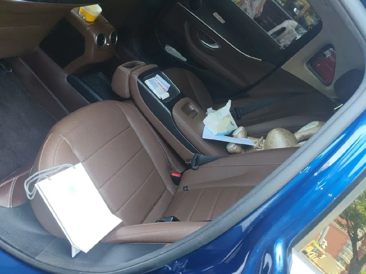 2019 Mercedes-Benz E Class 1.5T 184HP L4 9AT,autocango,china used car exporter,china ev exporter,chinese used car exporter,chinese used ev exporter