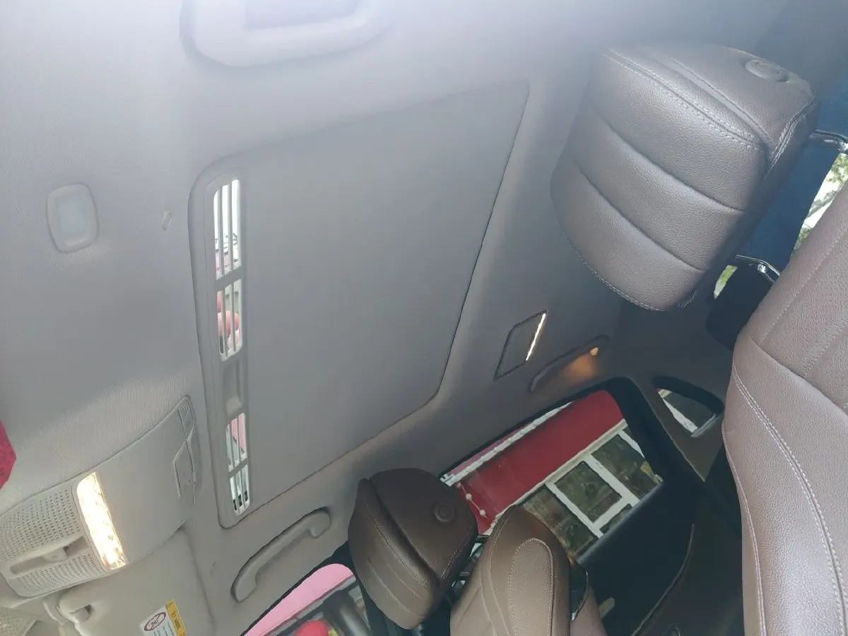 2019 Mercedes-Benz E Class 1.5T 184HP L4 9AT,autocango,china used car exporter,china ev exporter,chinese used car exporter,chinese used ev exporter