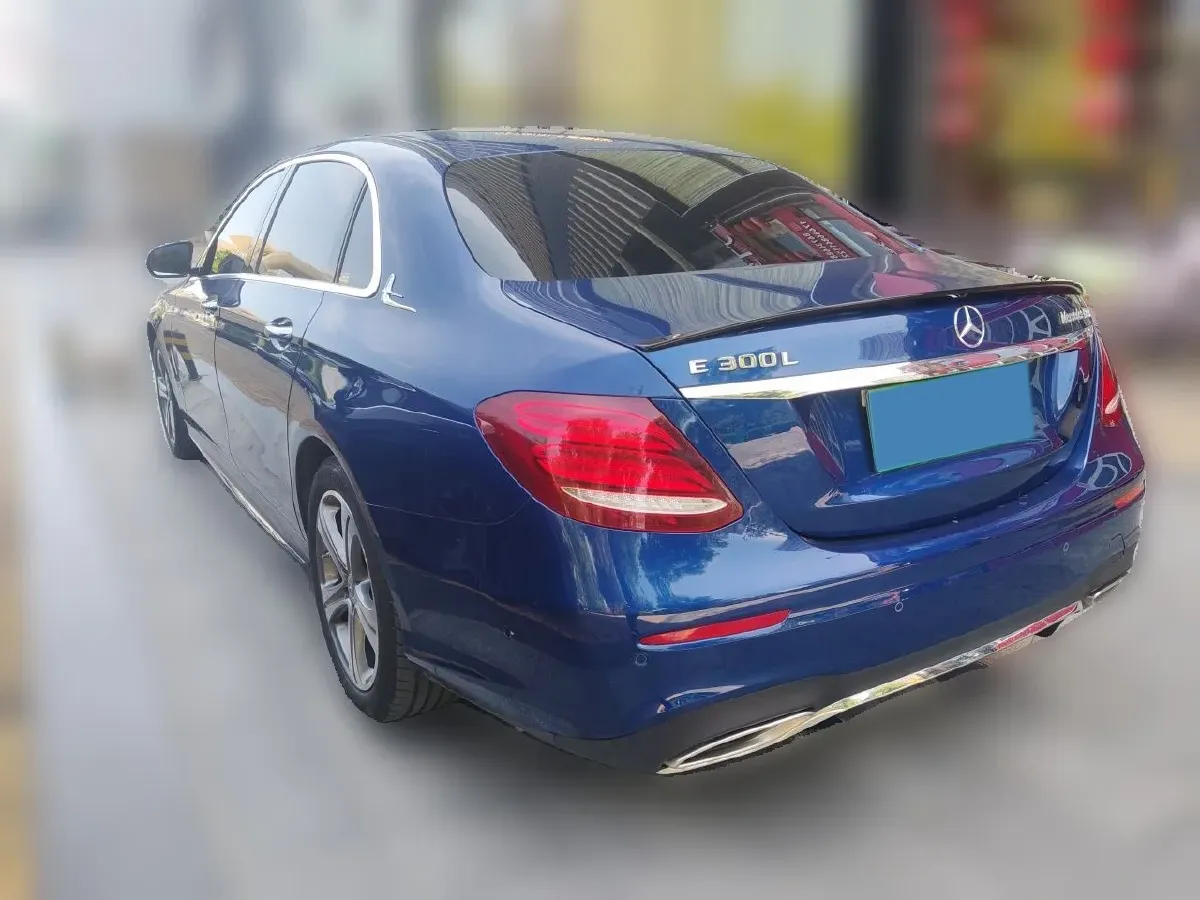 2019 Mercedes-Benz E Class 1.5T 184HP L4 9AT,autocango,china used car exporter,china ev exporter,chinese used car exporter,chinese used ev exporter