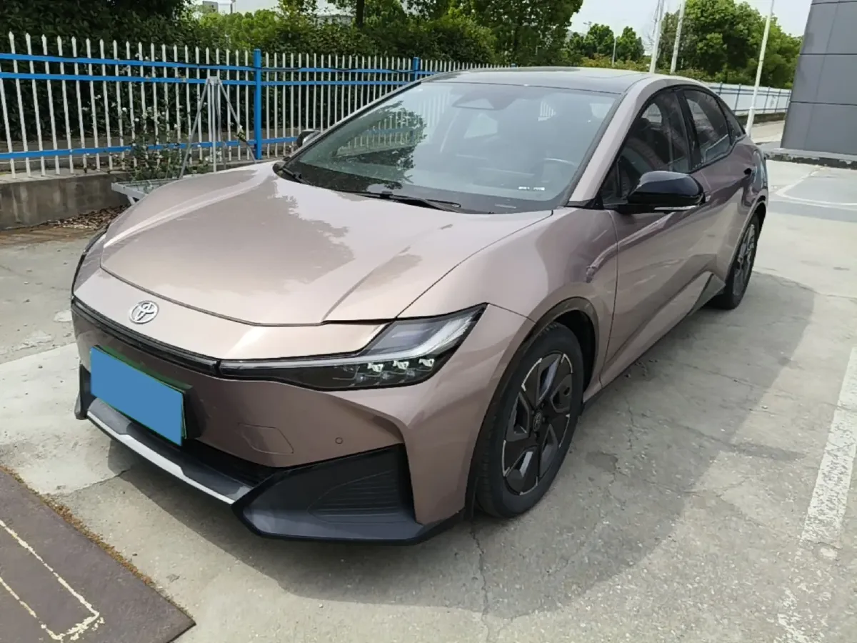 2023 Toyota bZ3 BEV 65.28KWH,autocango,china used car exporter,china ev exporter,chinese used car exporter,chinese used ev exporter