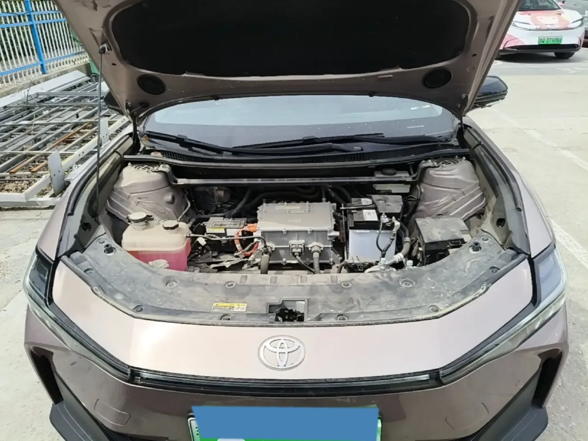 2023 Toyota bZ3 BEV 65.28KWH,autocango,china used car exporter,china ev exporter,chinese used car exporter,chinese used ev exporter