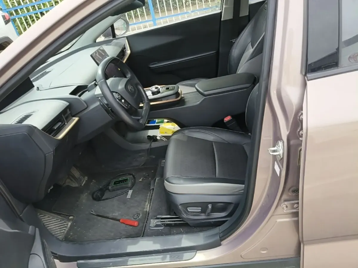 2023 Toyota bZ3 BEV 65.28KWH,autocango,china used car exporter,china ev exporter,chinese used car exporter,chinese used ev exporter