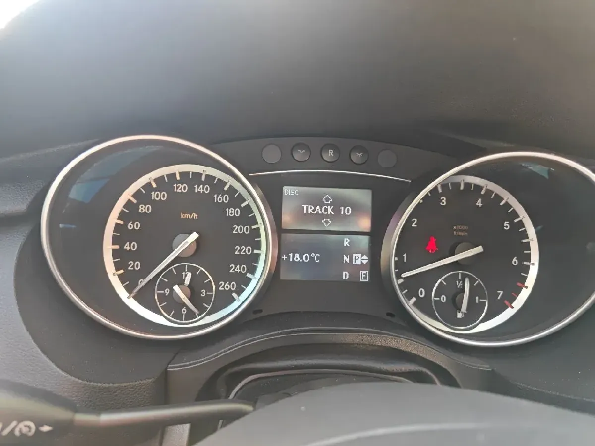 2017 Mercedes-Benz R Class 3.0T 272HP V6 7AT,autocango,china used car exporter,china ev exporter,chinese used car exporter,chinese used ev exporter