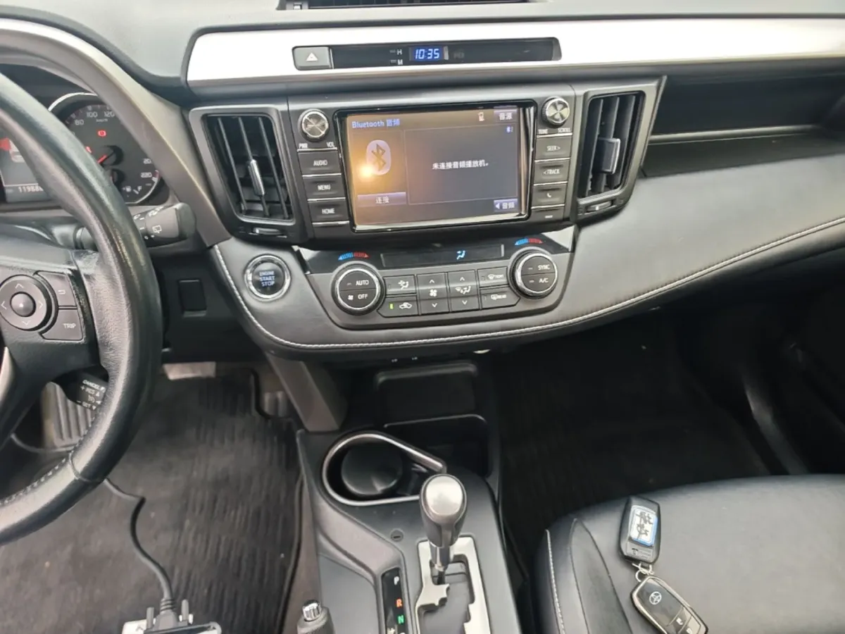2016 Toyota RAV4 2.0L 151HP L4 CVT,autocango,china used car exporter,china ev exporter,chinese used car exporter,chinese used ev exporter