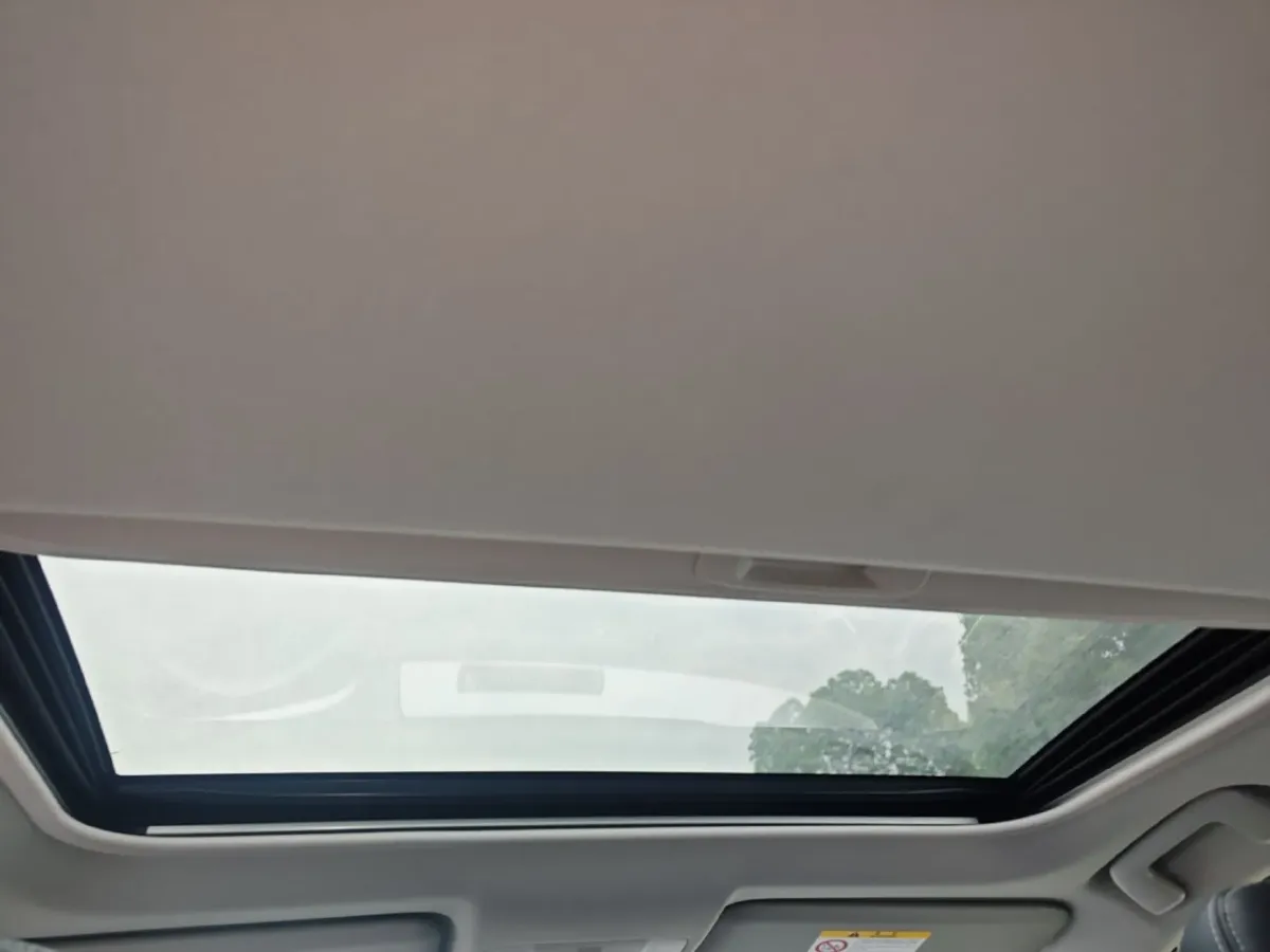 2016 Toyota RAV4 2.0L 151HP L4 CVT,autocango,china used car exporter,china ev exporter,chinese used car exporter,chinese used ev exporter