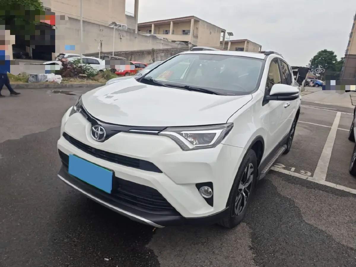 2016 Toyota RAV4 2.0L 151HP L4 CVT,autocango,china used car exporter,china ev exporter,chinese used car exporter,chinese used ev exporter