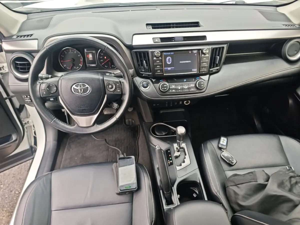 2016 Toyota RAV4 2.0L 151HP L4 CVT,autocango,china used car exporter,china ev exporter,chinese used car exporter,chinese used ev exporter