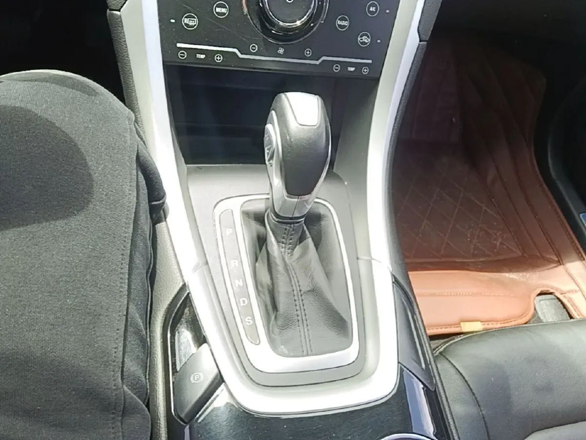 2013 Ford Mondeo 1.5T 181HP L4 6AT,autocango,china used car exporter,china ev exporter,chinese used car exporter,chinese used ev exporter