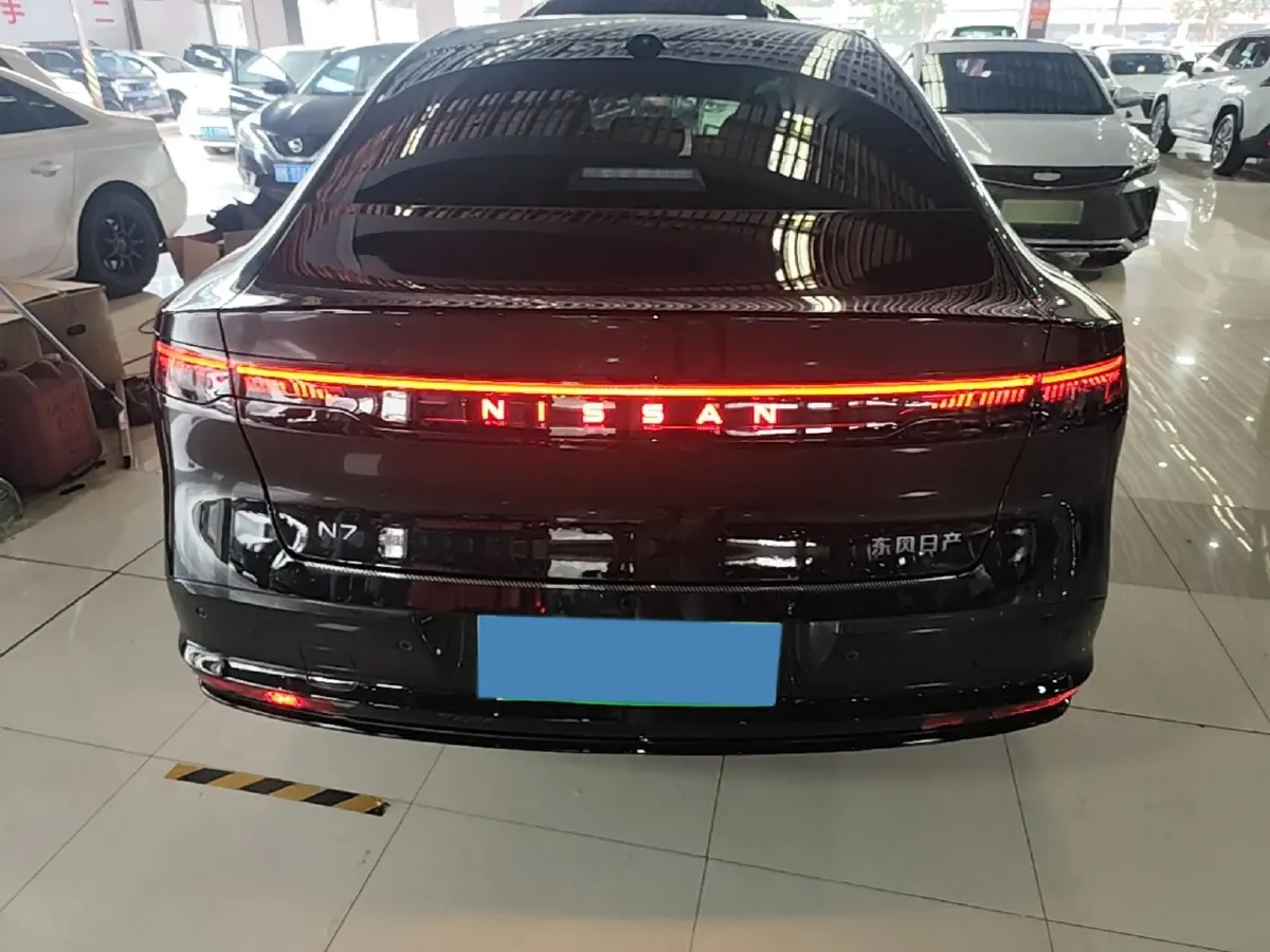 2025 Nissan N7 BEV 73KWH,autocango,china used car exporter,china ev exporter,chinese used car exporter,chinese used ev exporter