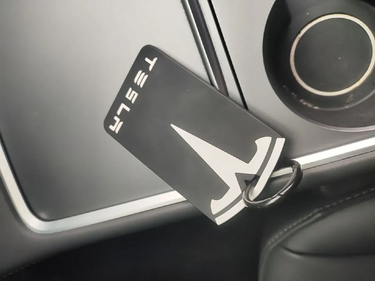2021 Tesla Model Y BEV 76.8KWH,autocango,china used car exporter,china ev exporter,chinese used car exporter,chinese used ev exporter