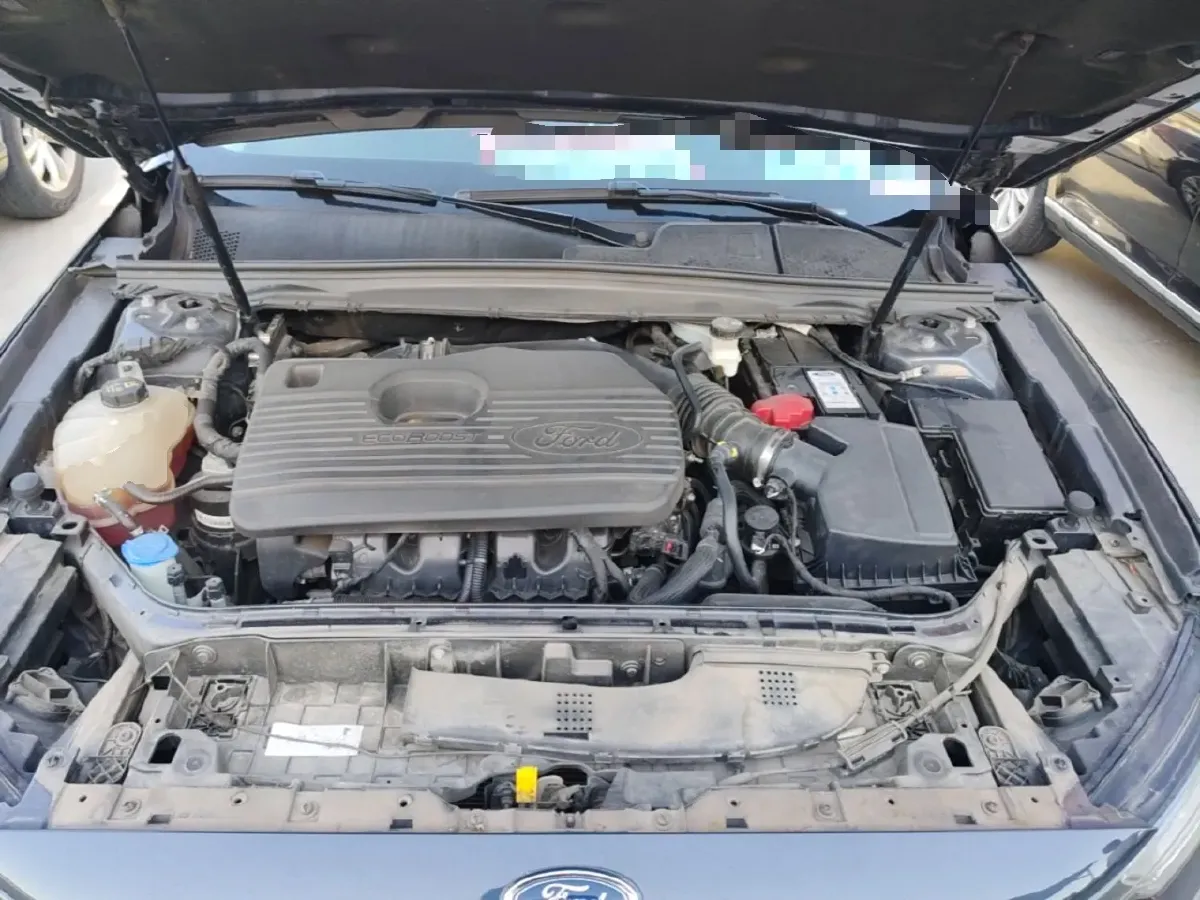 2019 Ford Taurus 2.0T 245HP L4 8AT,autocango,china used car exporter,china ev exporter,chinese used car exporter,chinese used ev exporter
