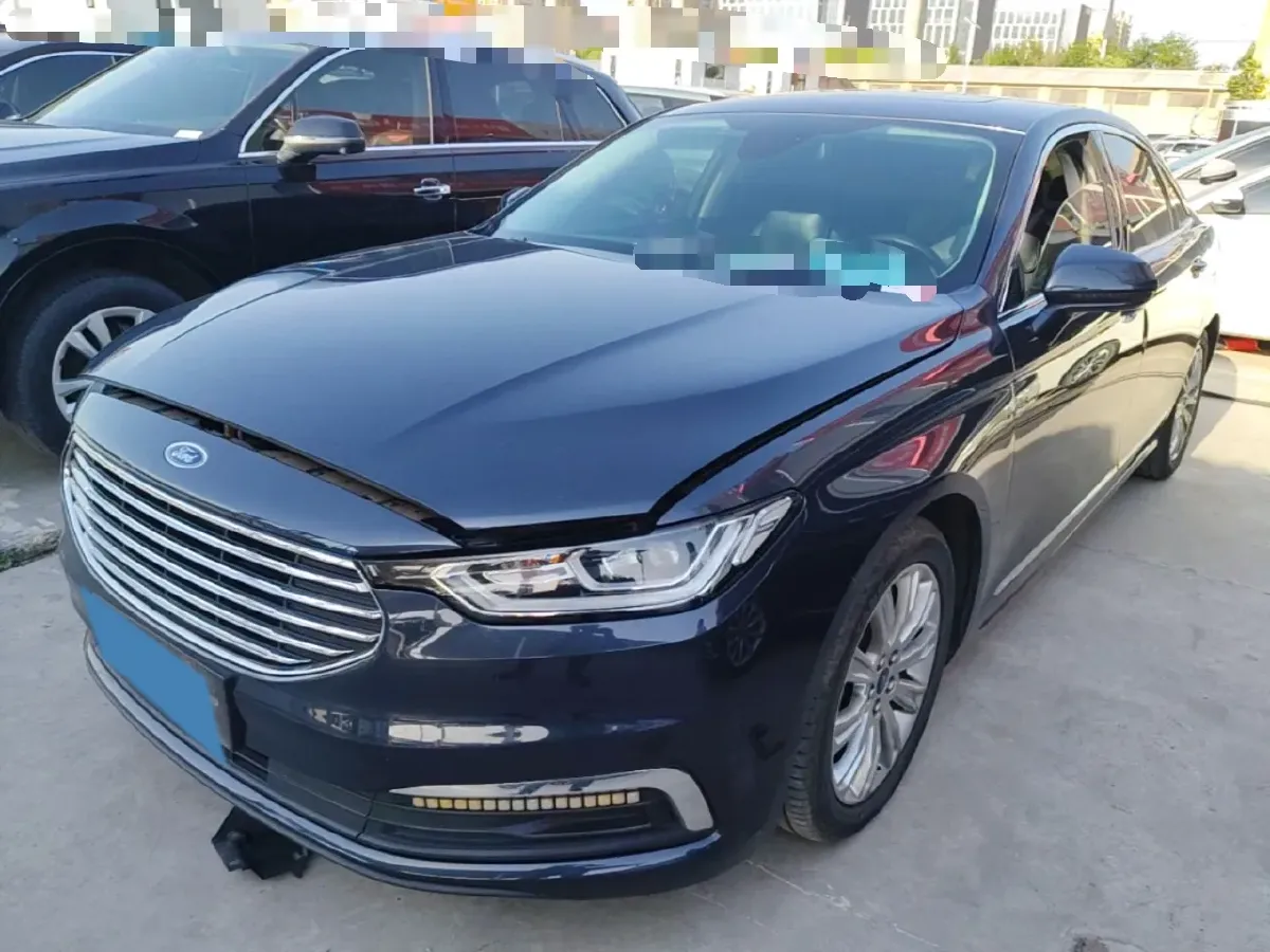 2019 Ford Taurus 2.0T 245HP L4 8AT,autocango,china used car exporter,china ev exporter,chinese used car exporter,chinese used ev exporter