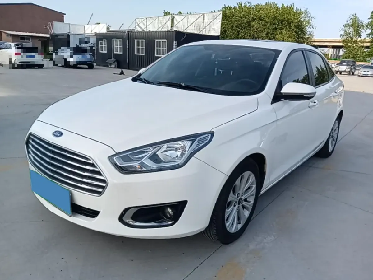 2017 Ford Escort 1.5L 113HP L4 6AT,autocango,china used car exporter,china ev exporter,chinese used car exporter,chinese used ev exporter