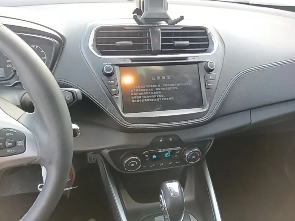 2017 Ford Escort 1.5L 113HP L4 6AT,autocango,china used car exporter,china ev exporter,chinese used car exporter,chinese used ev exporter