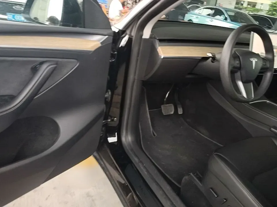 2022 Tesla Model Y BEV 60KWH,autocango,china used car exporter,china ev exporter,chinese used car exporter,chinese used ev exporter