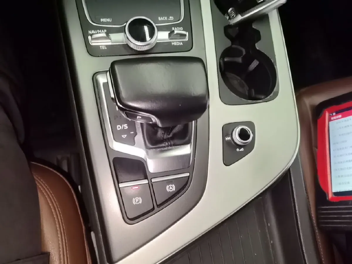 2018 Audi Q7 3.0T 333HP V6 8AT,autocango,china used car exporter,china ev exporter,chinese used car exporter,chinese used ev exporter
