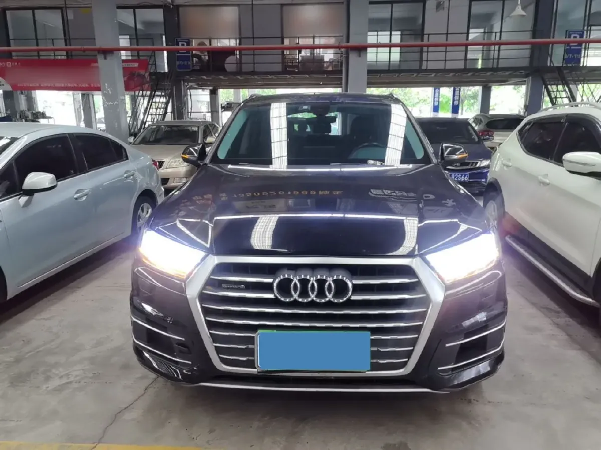 2018 Audi Q7 3.0T 333HP V6 8AT,autocango,china used car exporter,china ev exporter,chinese used car exporter,chinese used ev exporter
