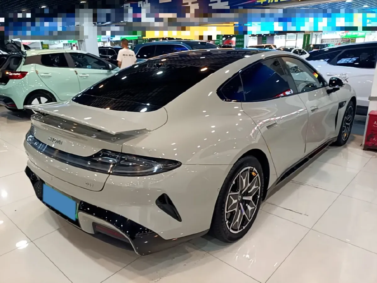 2024 MI SU7 BEV 73.6KWH,autocango,china used car exporter,china ev exporter,chinese used car exporter,chinese used ev exporter
