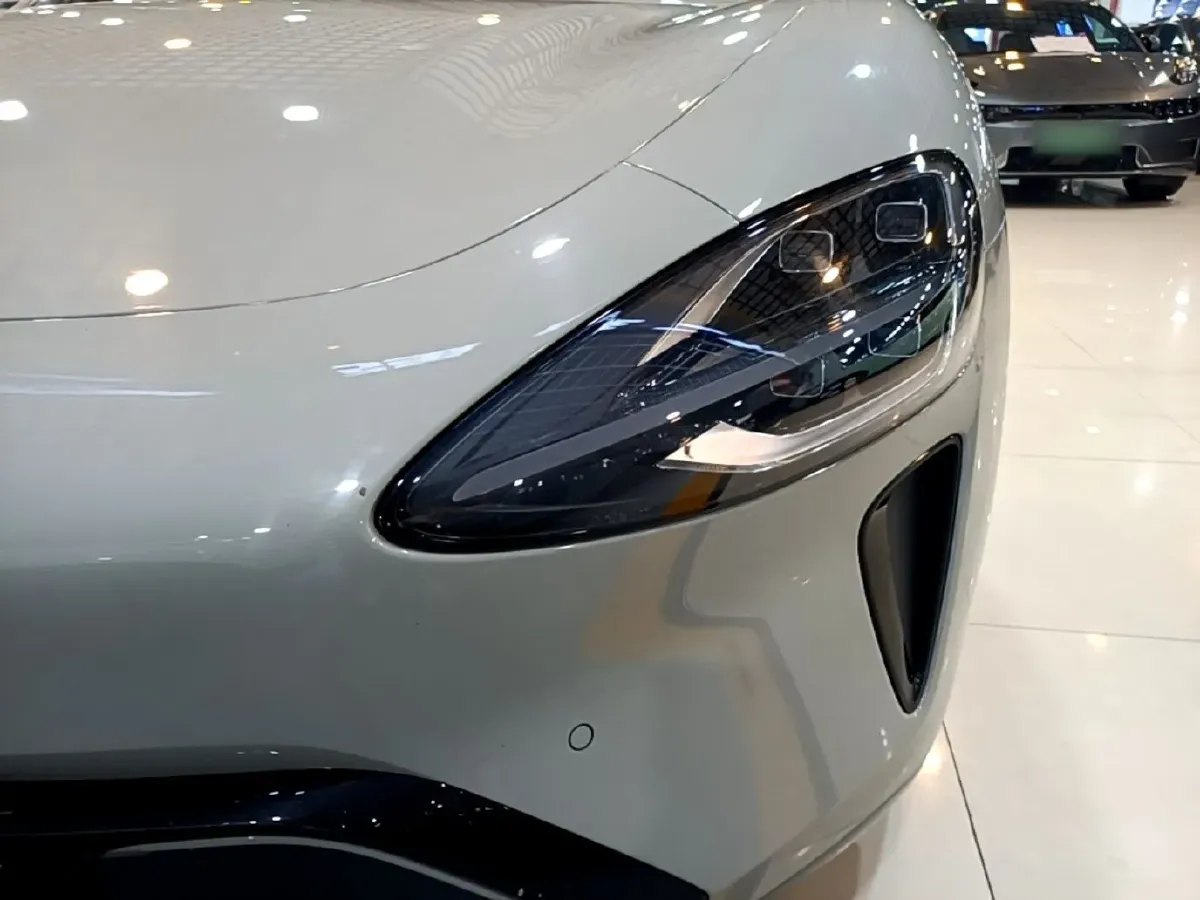 2024 MI SU7 BEV 73.6KWH,autocango,china used car exporter,china ev exporter,chinese used car exporter,chinese used ev exporter