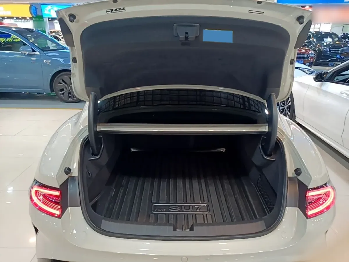 2024 MI SU7 BEV 73.6KWH,autocango,china used car exporter,china ev exporter,chinese used car exporter,chinese used ev exporter