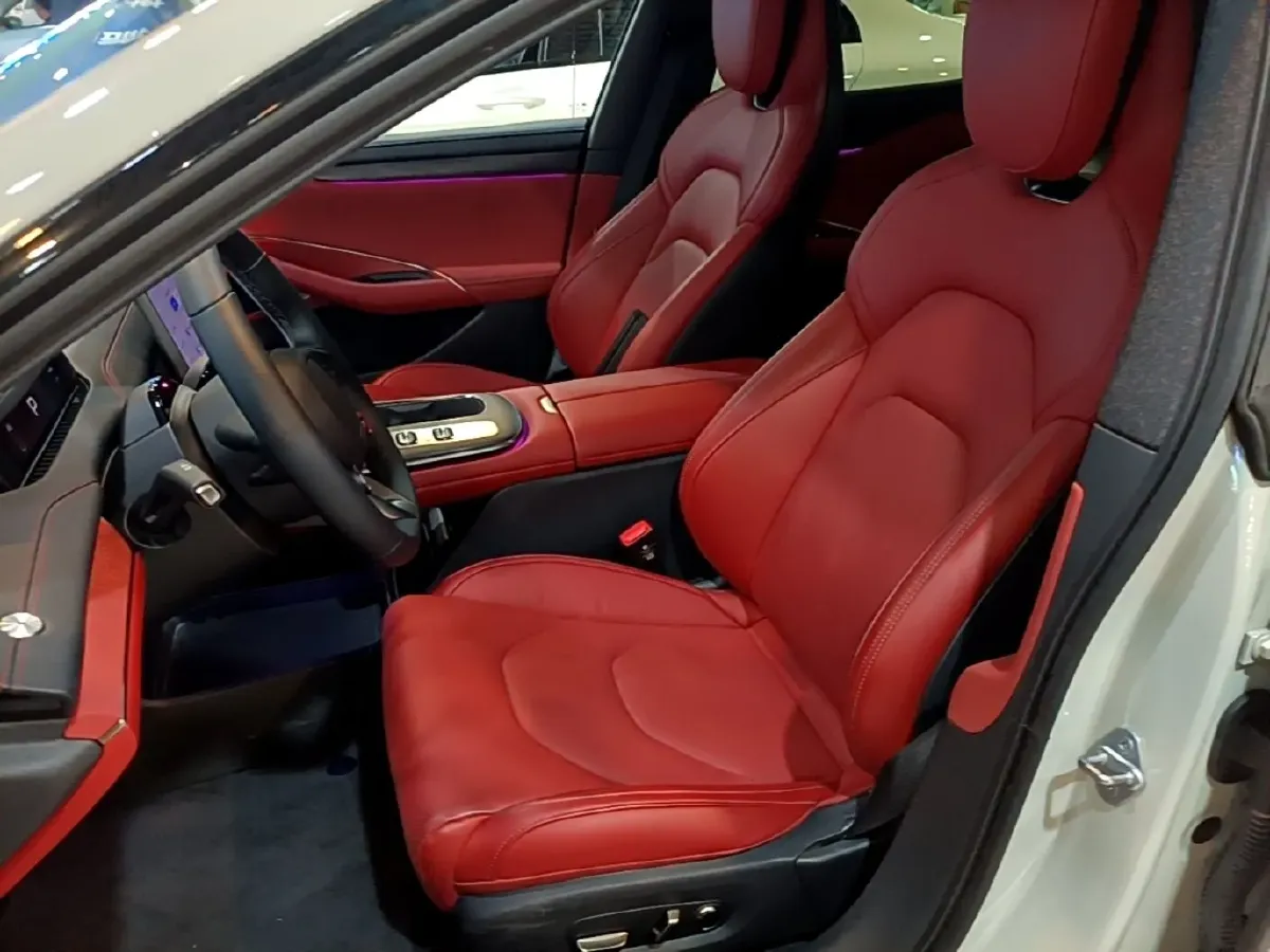 2024 MI SU7 BEV 73.6KWH,autocango,china used car exporter,china ev exporter,chinese used car exporter,chinese used ev exporter