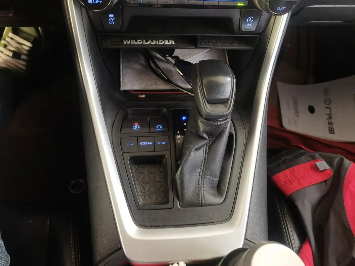 2020 Toyota Wildlander 2.0L 171HP L4 CVT,autocango,china used car exporter,china ev exporter,chinese used car exporter,chinese used ev exporter