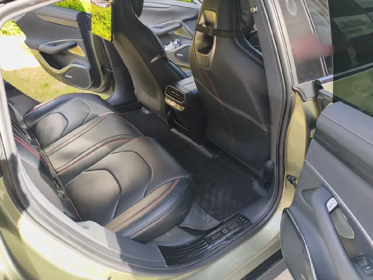 2024 MI SU7 BEV 73.6KWH,autocango,china used car exporter,china ev exporter,chinese used car exporter,chinese used ev exporter