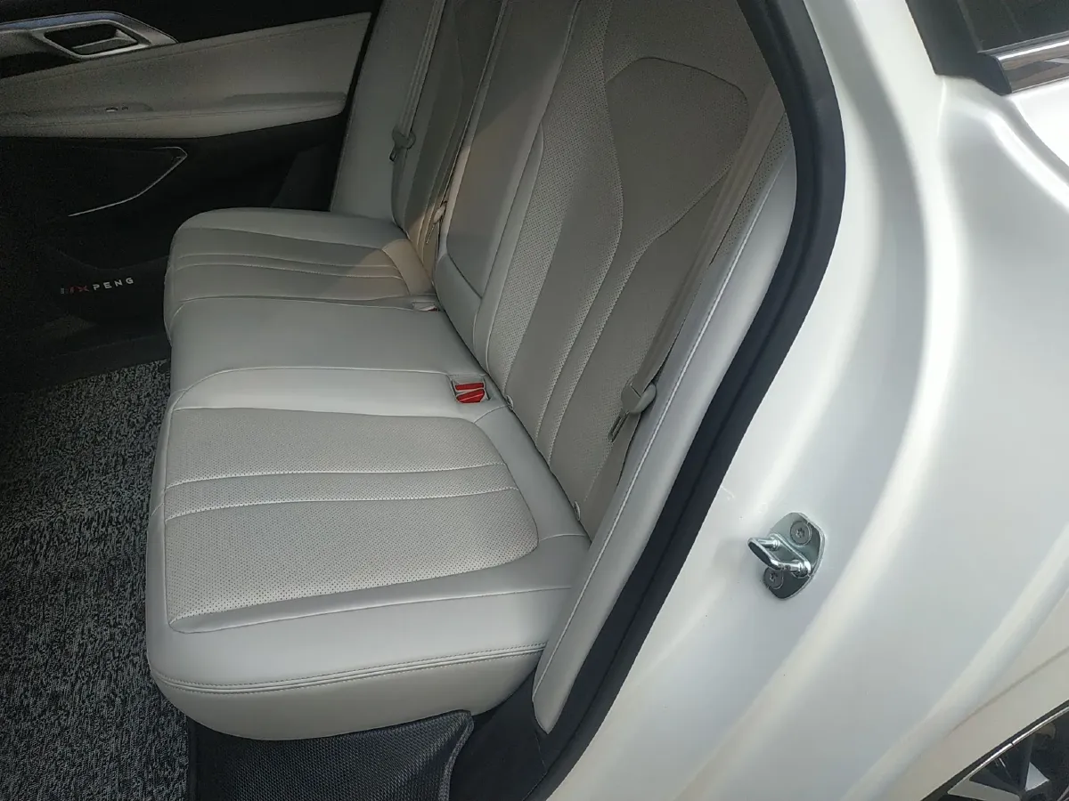 2024 Xpeng P5 BEV 55.4KWH,autocango,china used car exporter,china ev exporter,chinese used car exporter,chinese used ev exporter