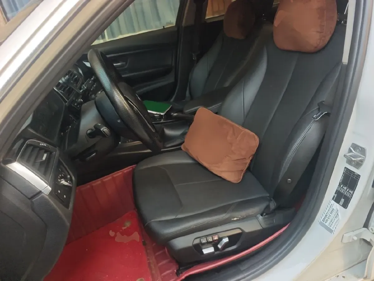 2017 BMW 3 Series 2.0T 184HP L4 8AT,autocango,china used car exporter,china ev exporter,chinese used car exporter,chinese used ev exporter