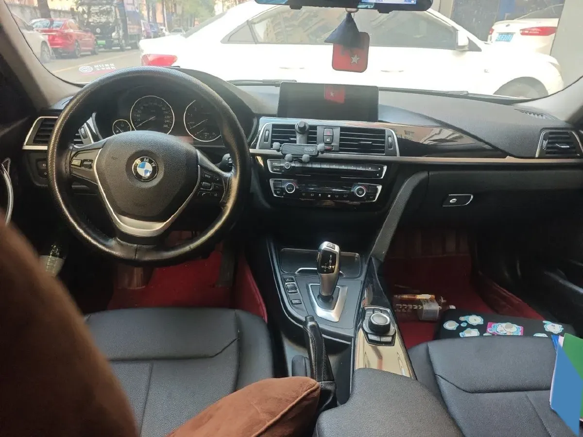 2017 BMW 3 Series 2.0T 184HP L4 8AT,autocango,china used car exporter,china ev exporter,chinese used car exporter,chinese used ev exporter