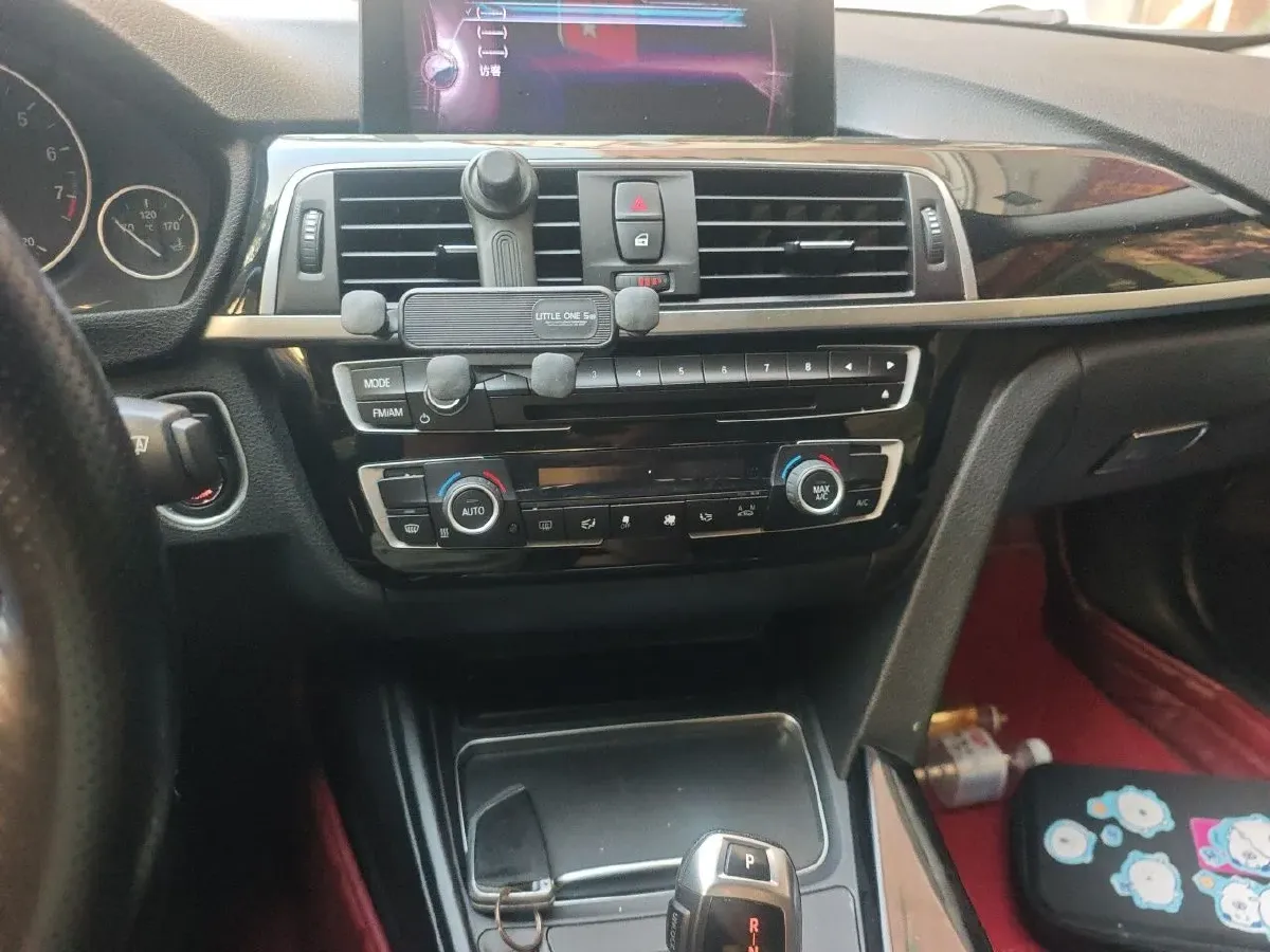 2017 BMW 3 Series 2.0T 184HP L4 8AT,autocango,china used car exporter,china ev exporter,chinese used car exporter,chinese used ev exporter