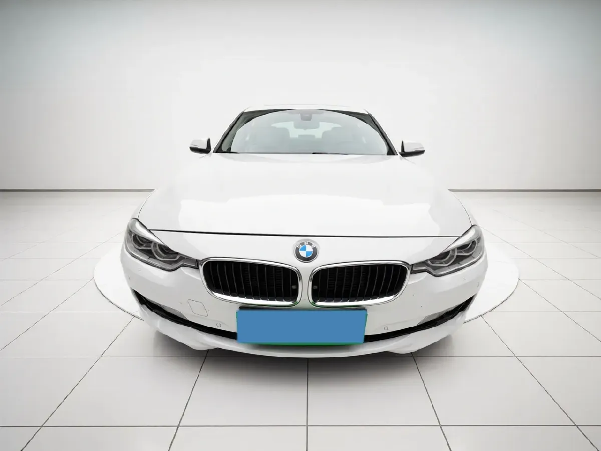 2017 BMW 3 Series 2.0T 184HP L4 8AT,autocango,china used car exporter,china ev exporter,chinese used car exporter,chinese used ev exporter